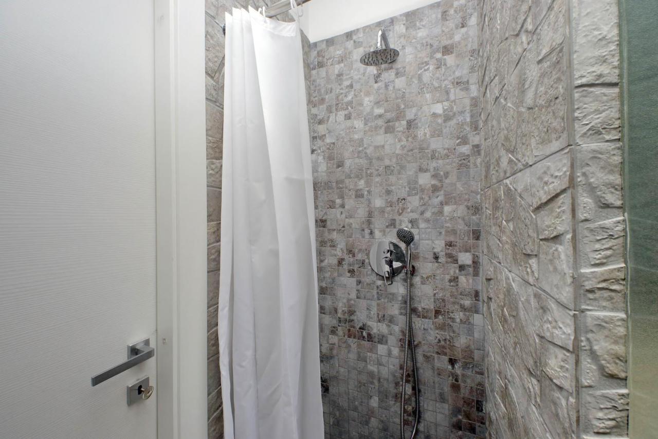 Katia Charme Apartment โรม ภายนอก รูปภาพ